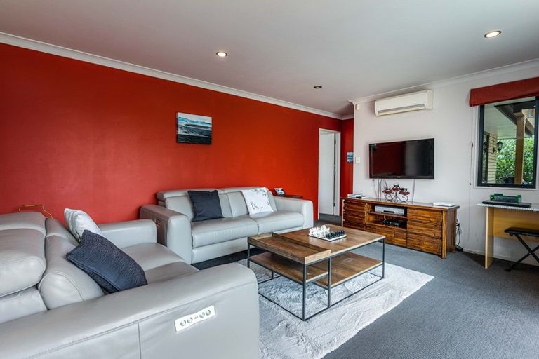 Photo of property in 15 Diamond Court, Ashhurst, 4810