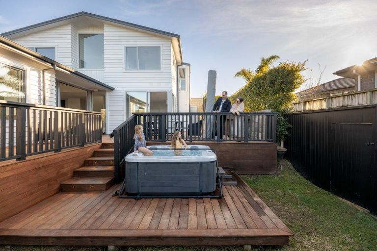 Photo of property in 64 Utopia Park Heights, Welcome Bay, Tauranga, 3112