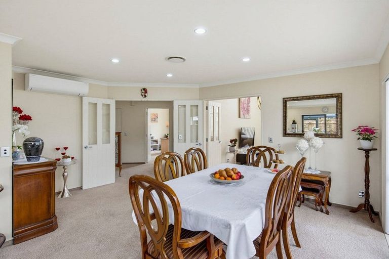 Photo of property in 143 Milne Drive, Paraparaumu, 5032