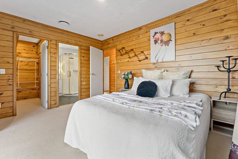 Photo of property in 12 Channing Crescent, Botany Downs, Auckland, 2010