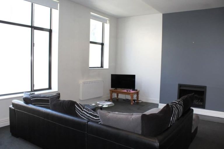 Photo of property in 2/49 Bond Street, Dunedin Central, Dunedin, 9016