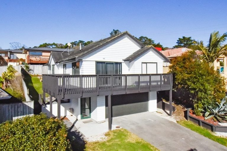 Photo of property in 7 Arrowsmith Drive, Clover Park, Auckland, 2019