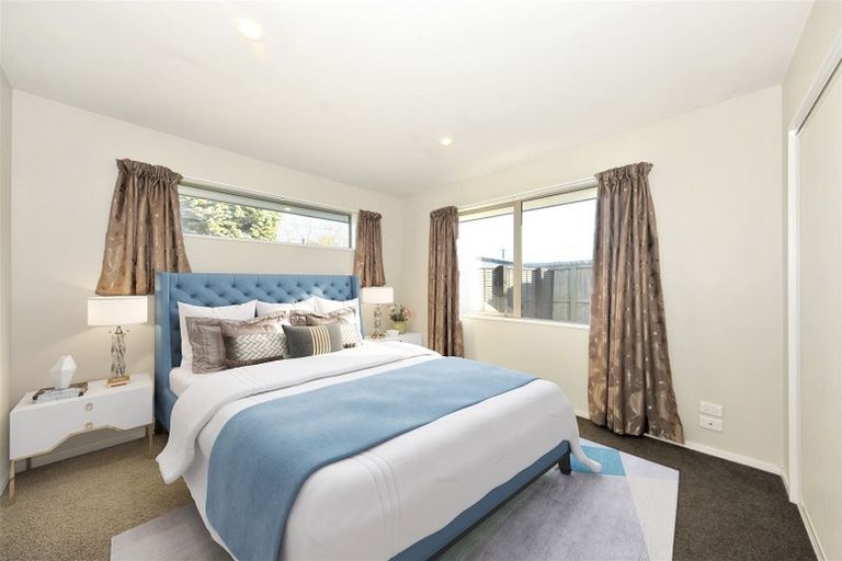 Photo of property in 4 Lake Terrace Road, Burwood, Christchurch, 8061