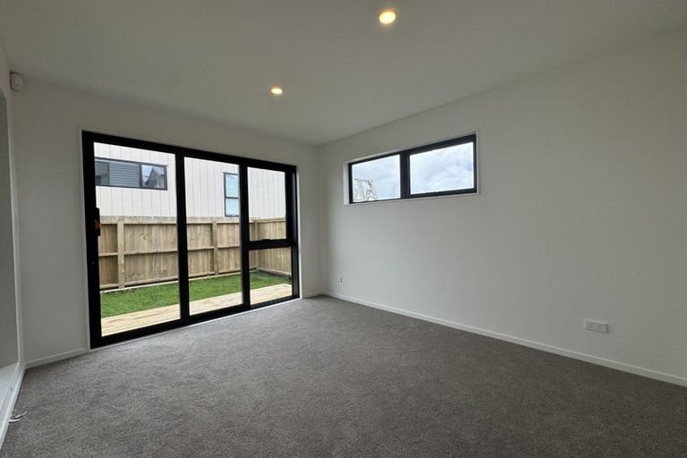 Photo of property in 202c Henwood Road, Westgate, 0814