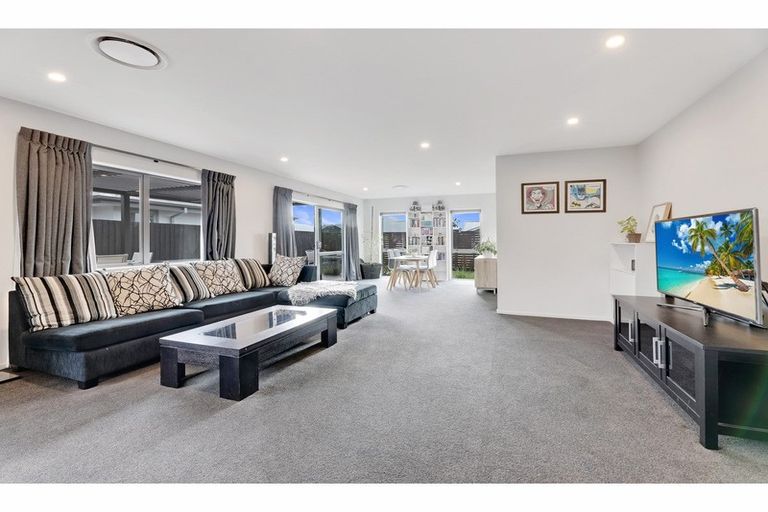 Photo of property in 6 Parawai Street, Marshland, Christchurch, 8083