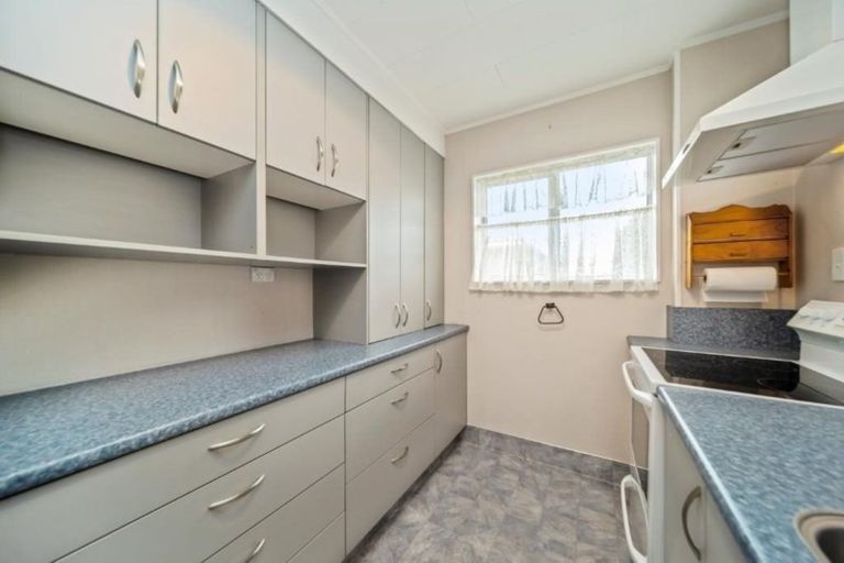 Photo of property in 4/32 Young Street, New Plymouth, 4310