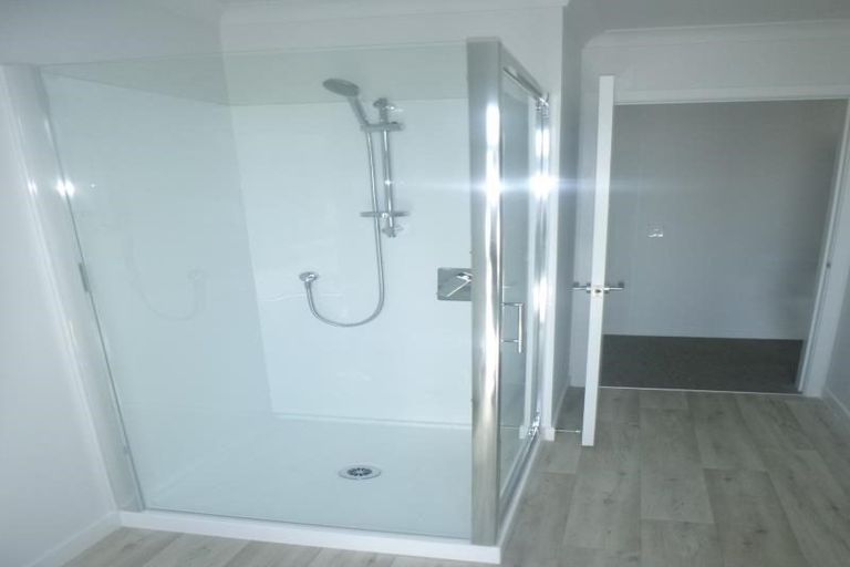 Photo of property in 39a Ruapehu Street, Paraparaumu, 5032