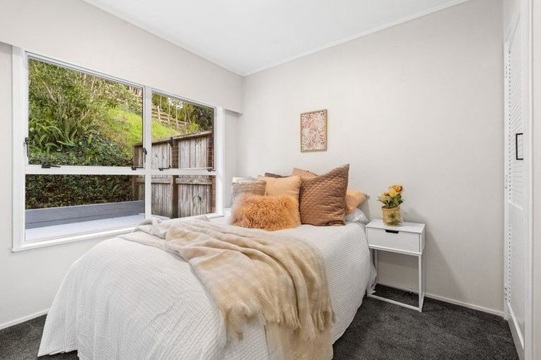 Photo of property in 1/29 King Richard Place, Browns Bay, Auckland, 0630