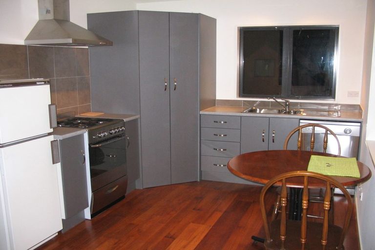 Photo of property in 10b Williams Street, Sunshine Bay, Queenstown, 9300