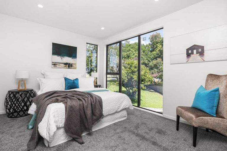Photo of property in 20f Fairdene Avenue, Henderson, Auckland, 0610