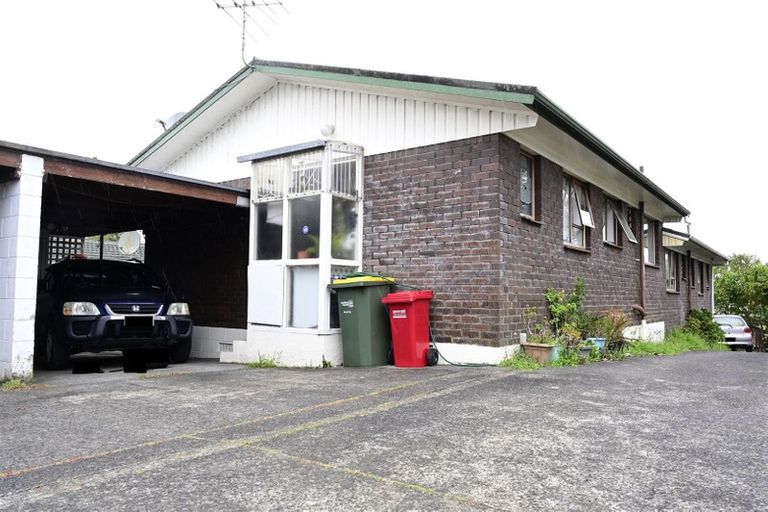Photo of property in 5/3204 Great North Road, New Lynn, Auckland, 0600