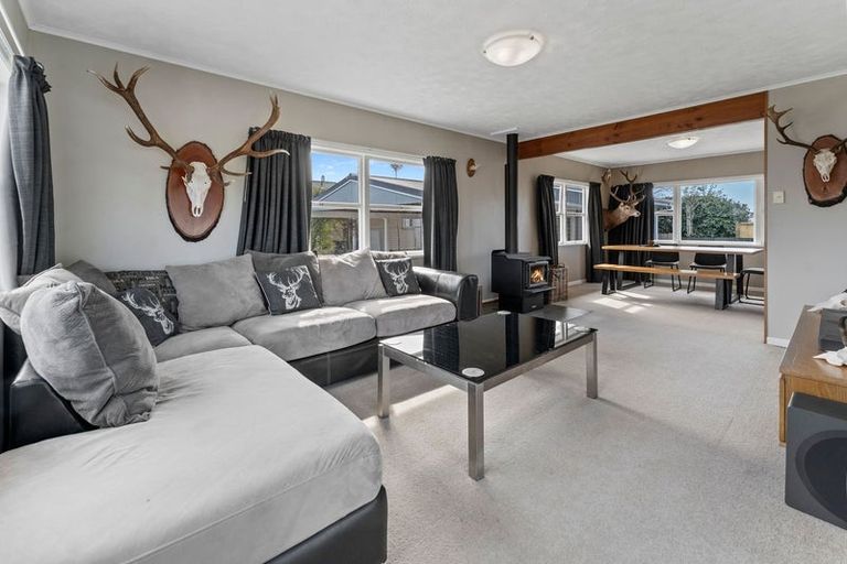 Photo of property in 2 Martin Avenue, Wakefield, 7025