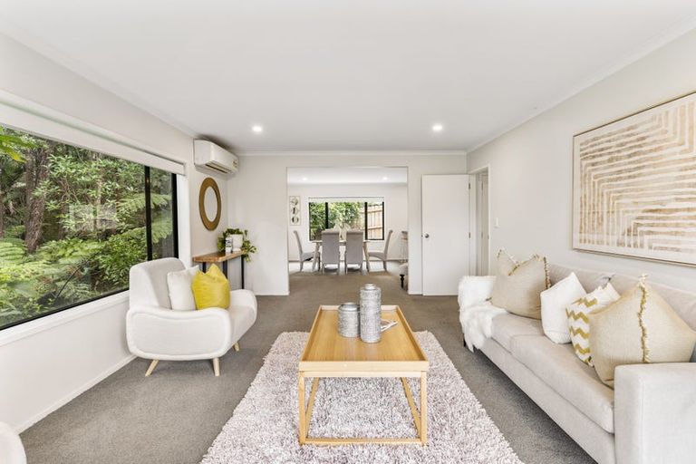 Photo of property in 43 Heathglen Place, Bayview, Auckland, 0629