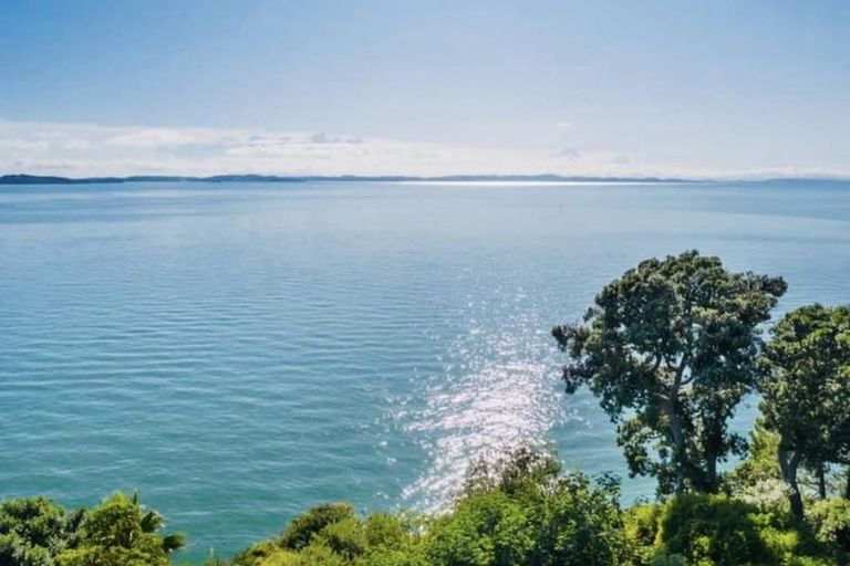 Photo of property in 116 Clovelly Road, Bucklands Beach, Auckland, 2012