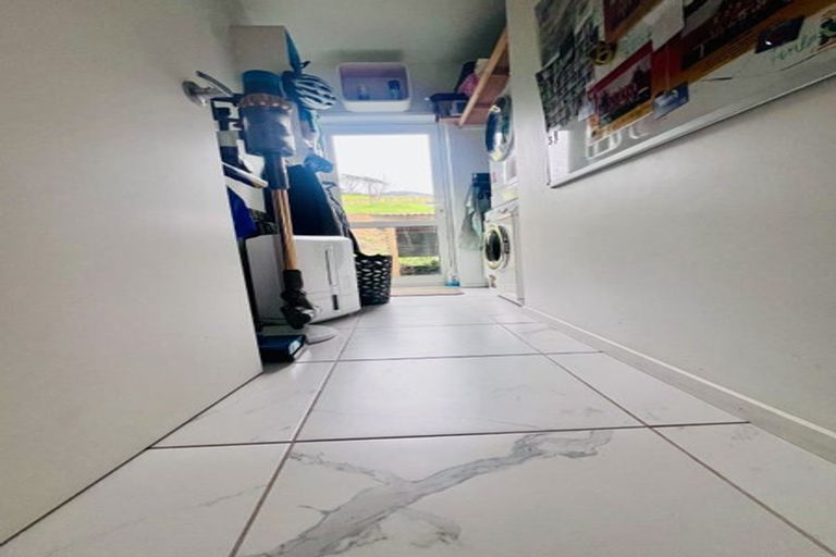 Photo of property in 33 Cory Road, Kaukapakapa, 0873