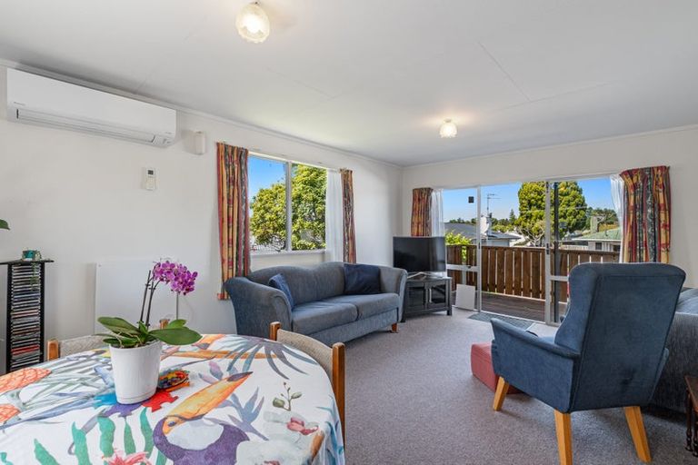 Photo of property in 38 Queen Road, Bellevue, Tauranga, 3110