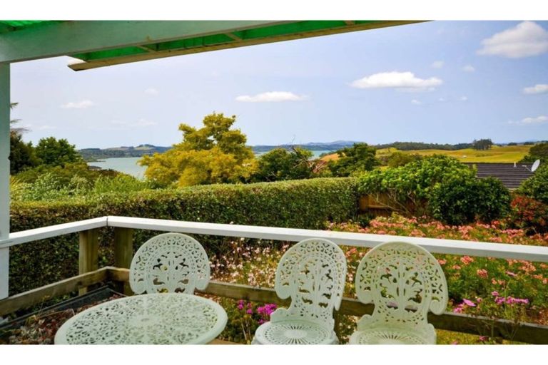 Photo of property in 15 Reinga Road, Kerikeri, 0230