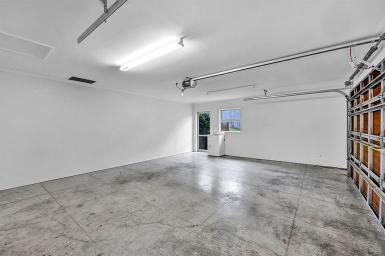 Photo of property in 15c Anderson Way, Highlands Park, New Plymouth, 4312