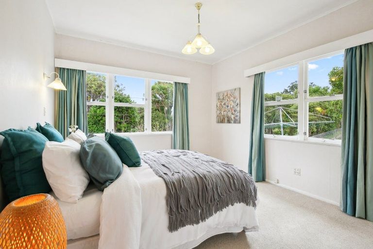 Photo of property in 1a Trelissick Crescent, Ngaio, Wellington, 6035