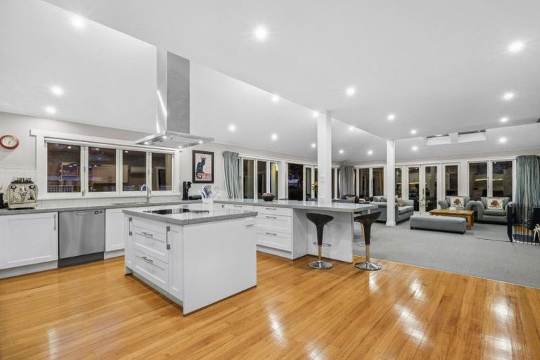 Photo of property in 370 Bay View Road, Saint Clair, Dunedin, 9012