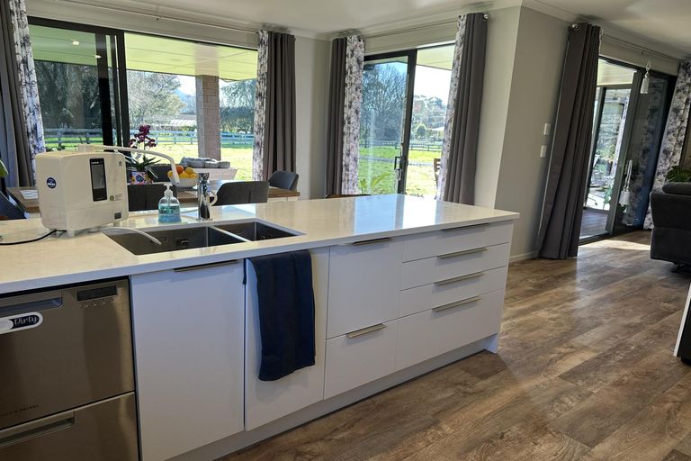 Photo of property in 30 Clark Road, Ngaruawahia, 3793