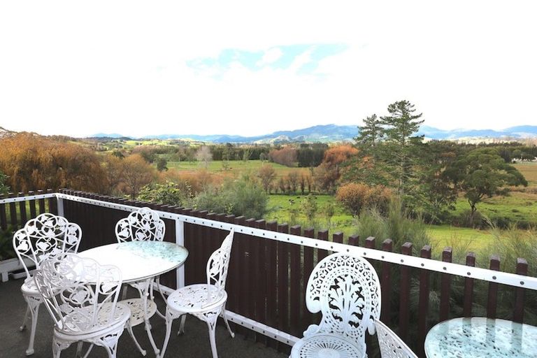 Photo of property in 28 Fairburn Road, Kaitaia, 0482