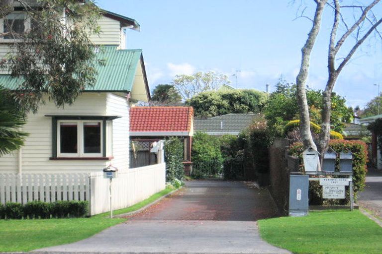 Photo of property in 109a Edgecumbe Road, Tauranga South, Tauranga, 3112