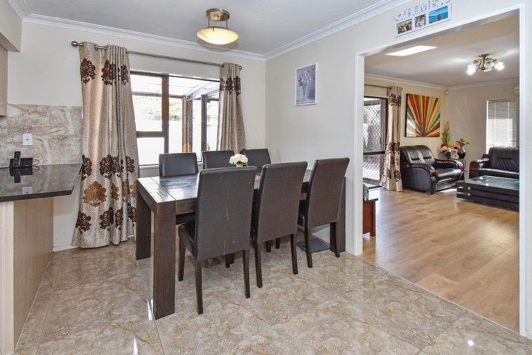 Photo of property in 2/62 Glen Avenue, Papatoetoe, Auckland, 2025