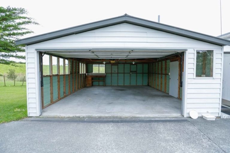 Photo of property in 1384 East Coast Road, Redvale, Albany, 0794