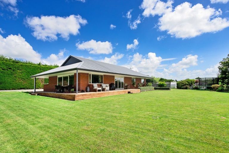 Photo of property in 1 Rakahouka Hedgehope Road, Rakahouka, Invercargill, 9872