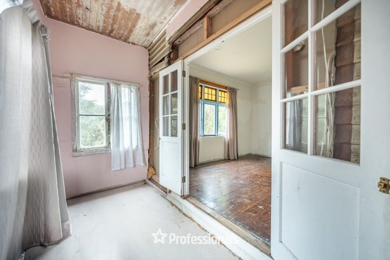 Photo of property in 7 Fraser Street, Wainuiomata, Lower Hutt, 5014