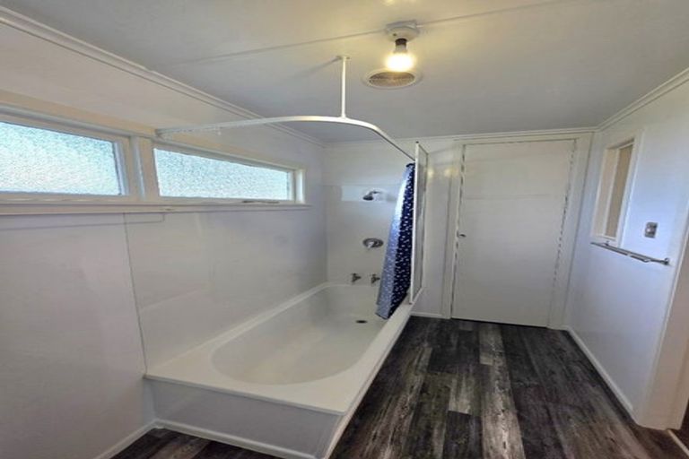 Photo of property in 61 Strange Street, Waitara, 4320