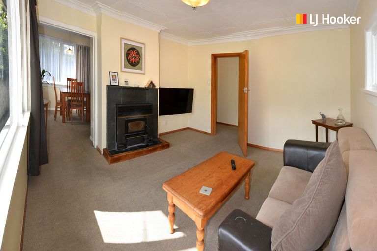 Photo of property in 35 County Road, Kaikorai, Dunedin, 9010