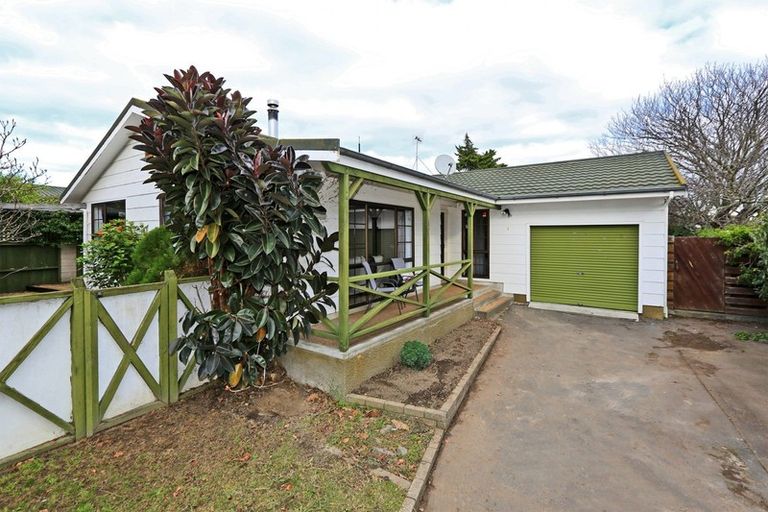 Photo of property in 3 Ryan Crescent, Greenmeadows, Napier, 4112