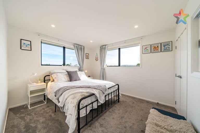 Photo of property in 8/97 Whites Line East, Waiwhetu, Lower Hutt, 5010