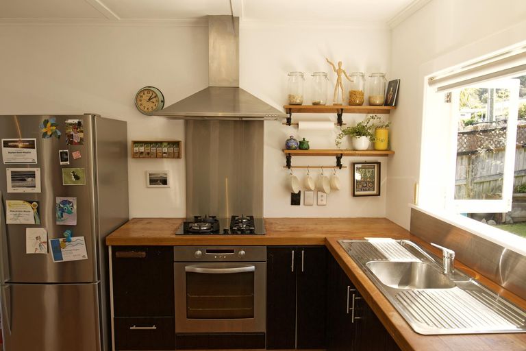 Photo of property in 9 Sea View Road, Leigh, Warkworth, 0985