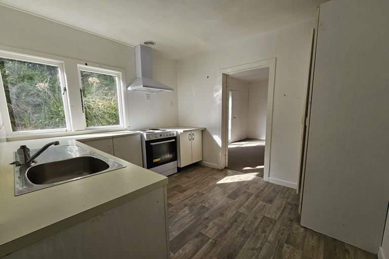 Photo of property in 60 Seafront Road, Castlecliff, Whanganui, 4501