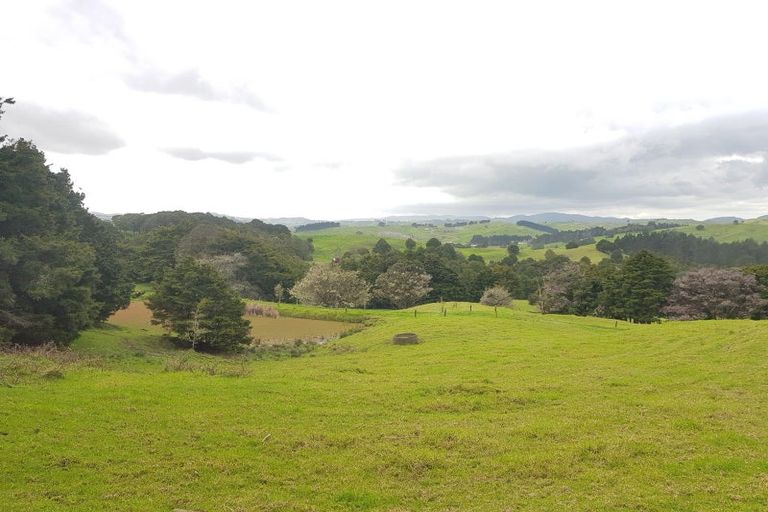 Photo of property in 504b Wairere Road, Maungaturoto, 0571