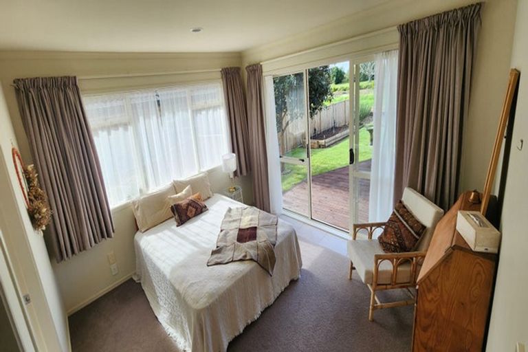 Photo of property in 29 Edgewater Grove, Whakatane, 3120