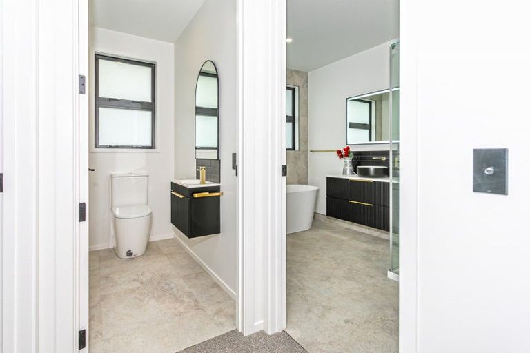 Photo of property in 11 Titoki Lane, Whangamata, 3691