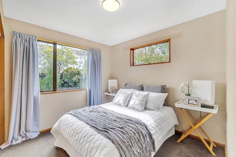 Photo of property in 27b Bryndwr Road, Fendalton, Christchurch, 8052