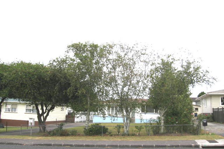 Photo of property in 65 Salisbury Road, Birkdale, Auckland, 0626