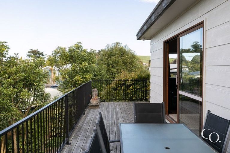 Photo of property in 19 Gillies Crescent, Waimarama, Havelock North, 4294