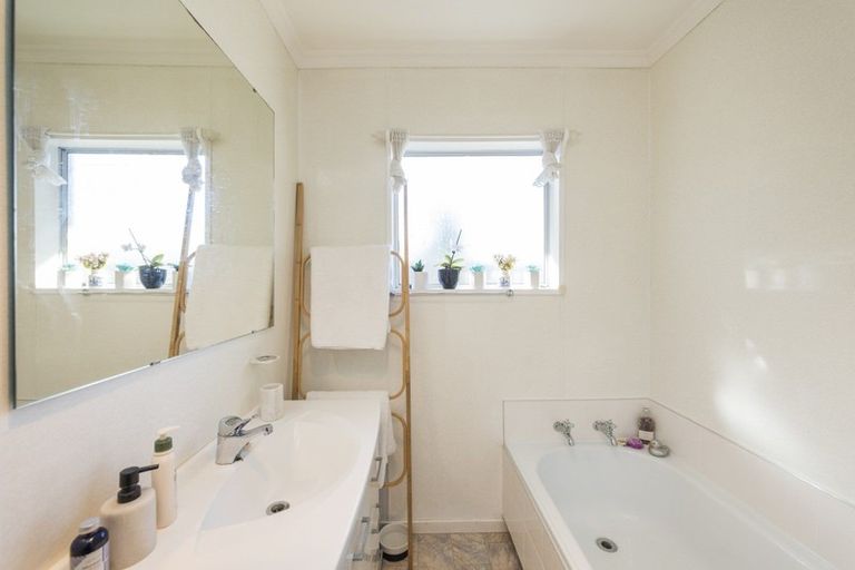 Photo of property in 81a Vogel Street, Roslyn, Palmerston North, 4414