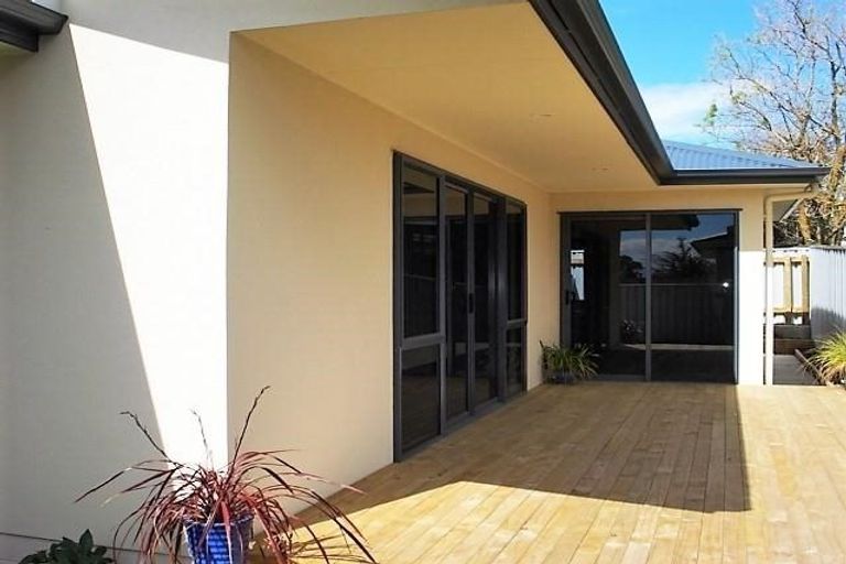 Photo of property in 6 Bennelong Place, Havelock North, 4130