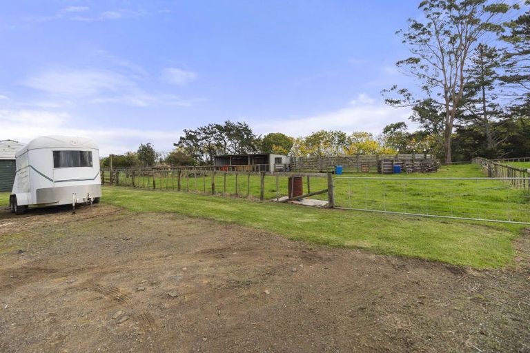 Photo of property in 102c Clark And Denize Road, Pukekawa, Tuakau, 2696