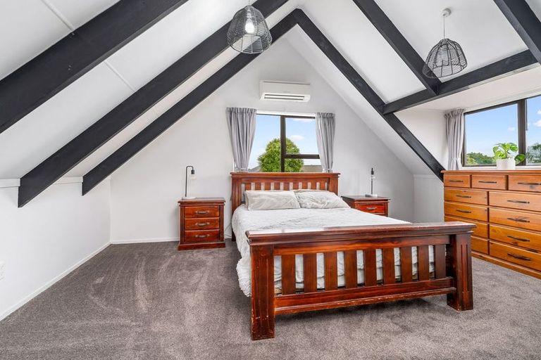 Photo of property in 25 Westfield Avenue, Templeton, Christchurch, 8042