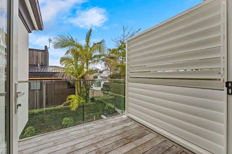 Photo of property in 15 The Strand, Takapuna, Auckland, 0622