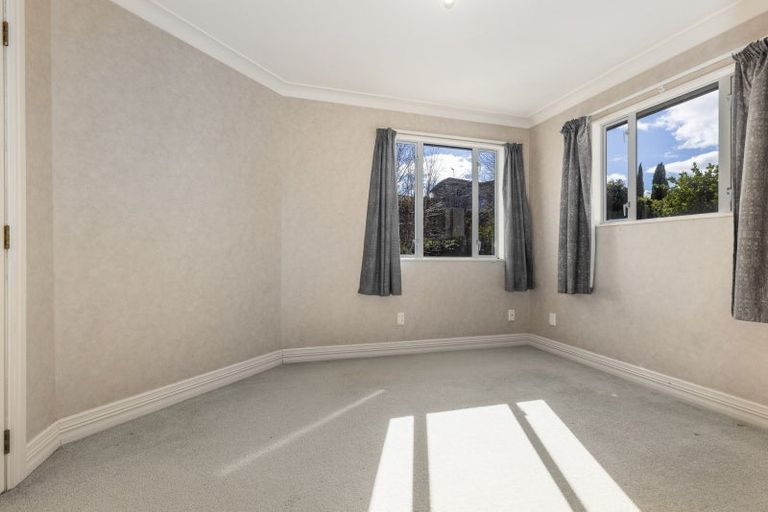 Photo of property in 40 Samwell Drive, Whitby, Porirua, 5024