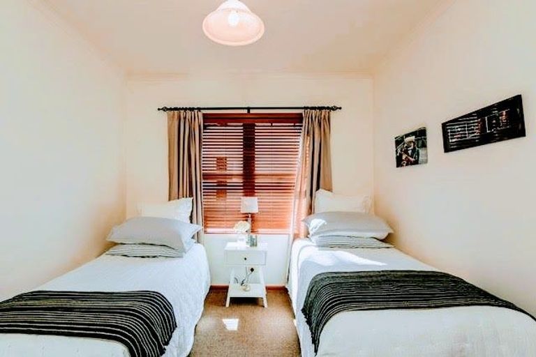 Photo of property in 6 Douglas Mclean Avenue, Marewa, Napier, 4110